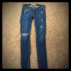 Distressed Hollister skinny jeans